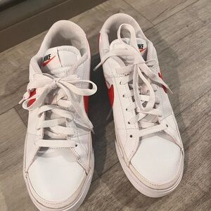 Nike White and Red Low-Top Sneakers